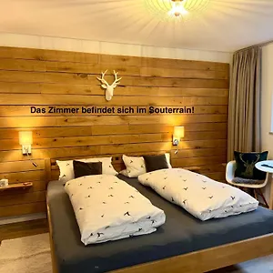 Hirschzimmer&strandzimmer Utting am Ammersee
